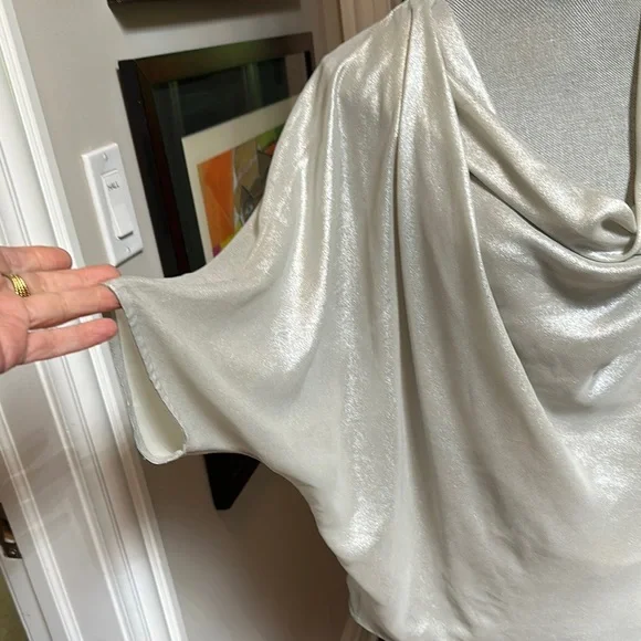 Ted Baker London Silver Draped 3/4 Sleeve Blouse - Picture 2 of 9